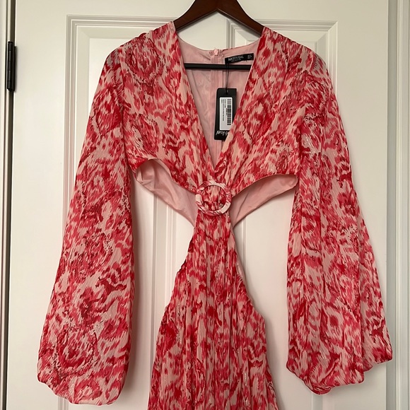 Abetraot Animal Cut Out Belted MaxI Dresses - Picture 4 of 13